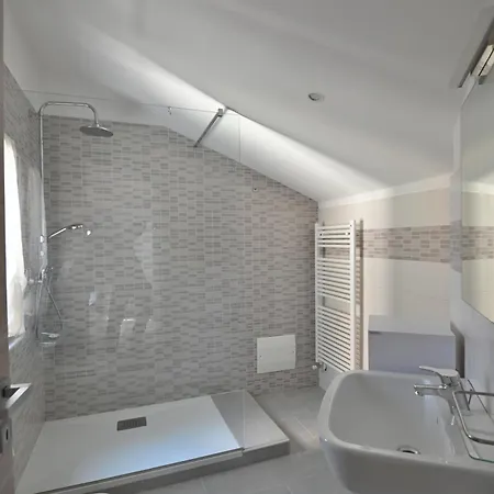 Mansarda In Centro - Luxury Luino