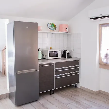 Mansarda In Centro - Relax A Due Passi Dal Maggiore * Luino