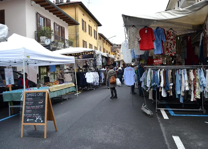 Mansarda In Centro - Relax A Due Passi Dal Maggiore Apartmán