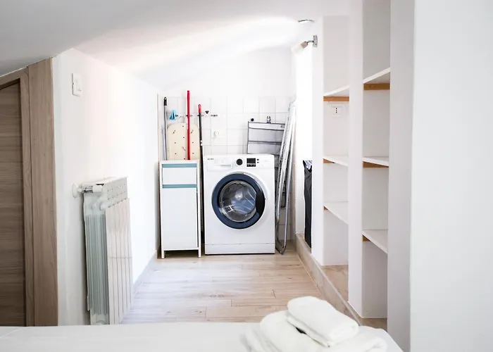 Apartmán Mansarda In Centro - Relax A Due Passi Dal Maggiore