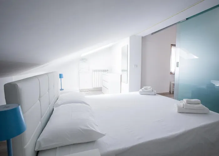 Mansarda In Centro - Relax A Due Passi Dal Maggiore