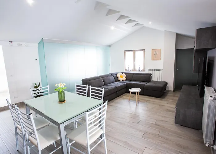 Mansarda In Centro - Relax A Due Passi Dal Maggiore Apartament Luino